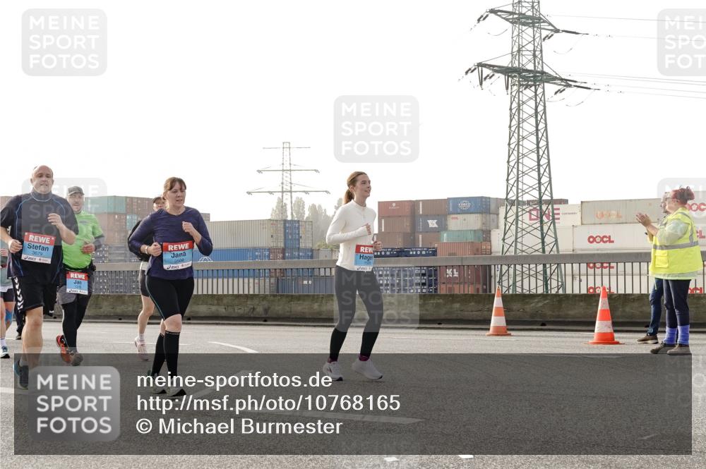 03.10.2026 - Köhlbrandbrückenlauf Michael Burmester http://msf.ph/oto/10768165 03.10.2026 09:26:10 Position 3 3679, 1525 meine-sportfotos.de