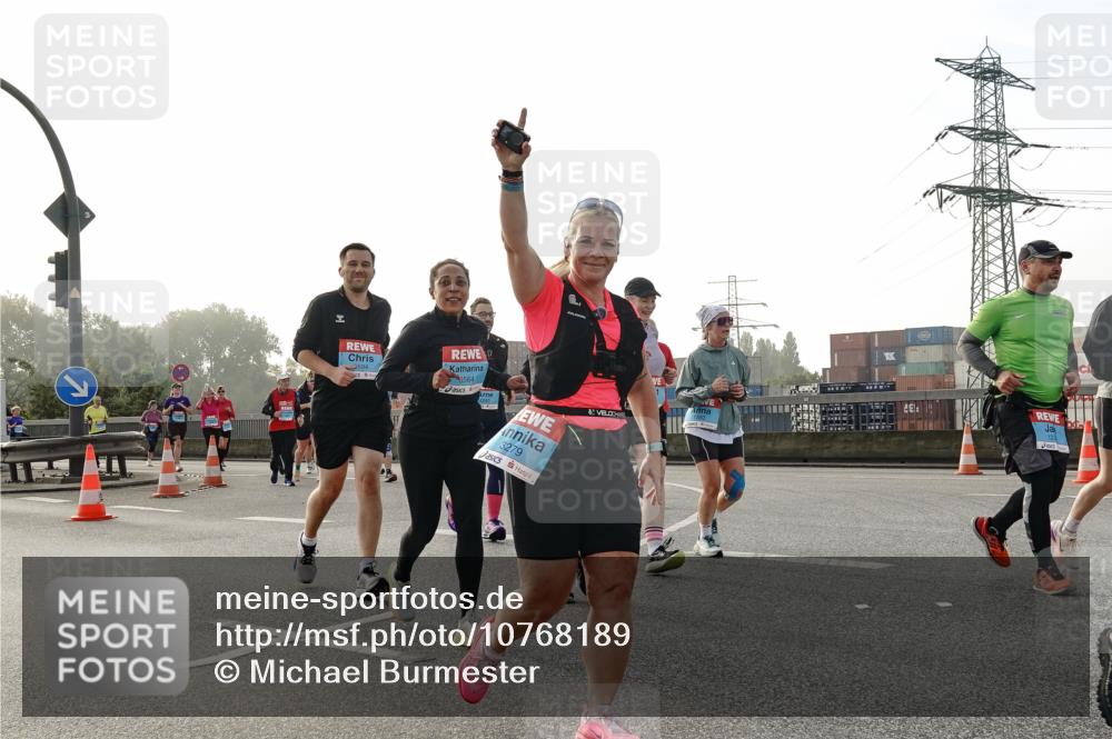 03.10.2026 - Köhlbrandbrückenlauf Michael Burmester http://msf.ph/oto/10768189 03.10.2026 09:26:13 Position 3 3564, 3279 meine-sportfotos.de