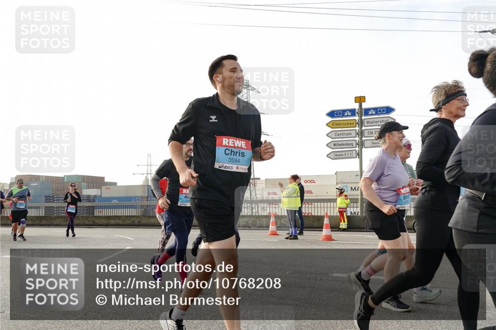 03.10.2026 - Köhlbrandbrückenlauf Michael Burmester http://msf.ph/oto/10768208 03.10.2026 09:26:15 Position 3 124, 3594 meine-sportfotos.de