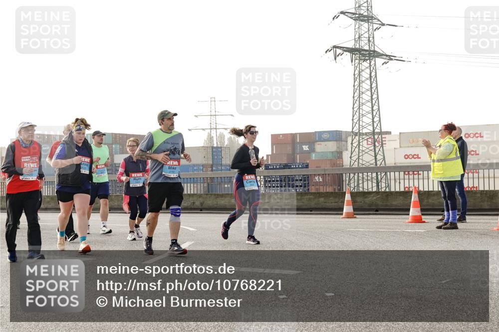 03.10.2026 - Köhlbrandbrückenlauf Michael Burmester http://msf.ph/oto/10768221 03.10.2026 09:26:18 Position 3 2792 meine-sportfotos.de