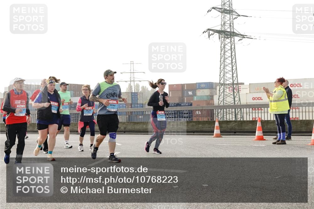03.10.2026 - Köhlbrandbrückenlauf Michael Burmester http://msf.ph/oto/10768223 03.10.2026 09:26:18 Position 3  meine-sportfotos.de