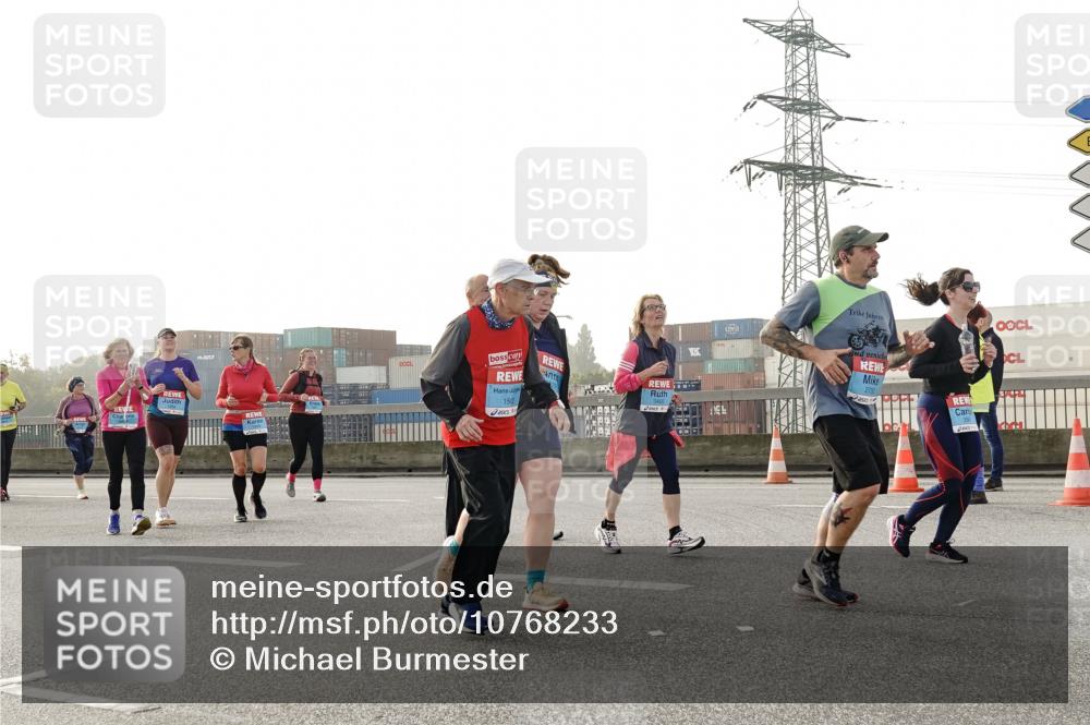 03.10.2026 - Köhlbrandbrückenlauf Michael Burmester http://msf.ph/oto/10768233 03.10.2026 09:26:19 Position 3 150 meine-sportfotos.de