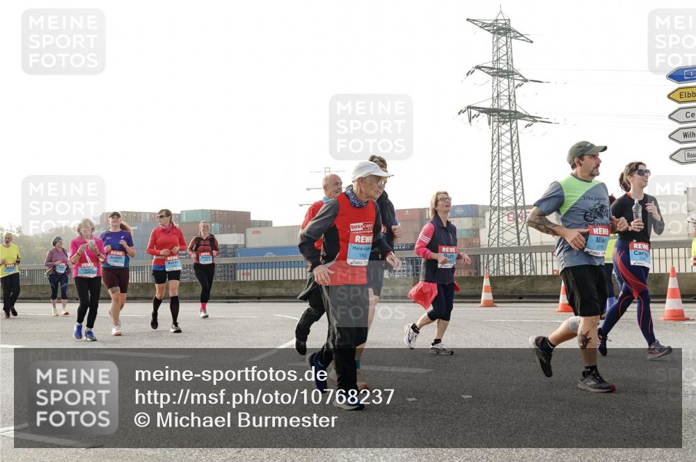 03.10.2026 - Köhlbrandbrückenlauf Michael Burmester http://msf.ph/oto/10768237 03.10.2026 09:26:19 Position 3 150, 279 meine-sportfotos.de