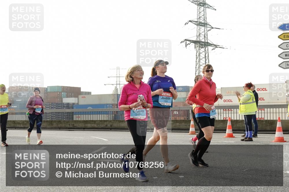 03.10.2026 - Köhlbrandbrückenlauf Michael Burmester http://msf.ph/oto/10768256 03.10.2026 09:26:22 Position 3 1, 3409, 1994 meine-sportfotos.de