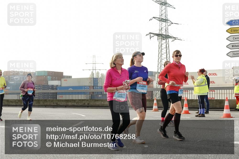 03.10.2026 - Köhlbrandbrückenlauf Michael Burmester http://msf.ph/oto/10768258 03.10.2026 09:26:23 Position 3 118, 3409, 1994, 1 meine-sportfotos.de