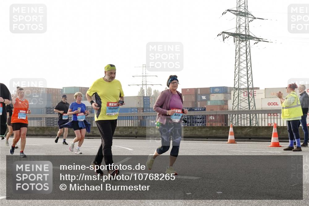 03.10.2026 - Köhlbrandbrückenlauf Michael Burmester http://msf.ph/oto/10768265 03.10.2026 09:26:25 Position 3 3244, 3507 meine-sportfotos.de