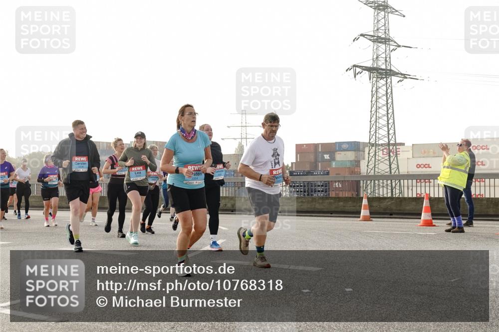 03.10.2026 - Köhlbrandbrückenlauf Michael Burmester http://msf.ph/oto/10768318 03.10.2026 09:26:34 Position 3 3354 meine-sportfotos.de