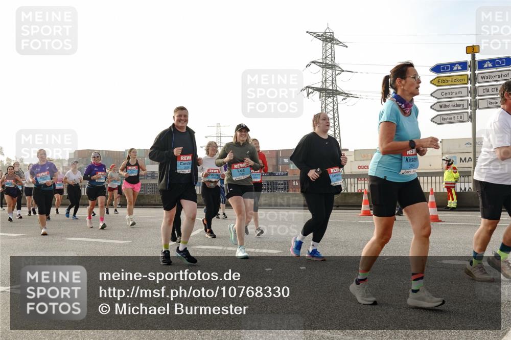 03.10.2026 - Köhlbrandbrückenlauf Michael Burmester http://msf.ph/oto/10768330 03.10.2026 09:26:35 Position 3 3, 3354 meine-sportfotos.de