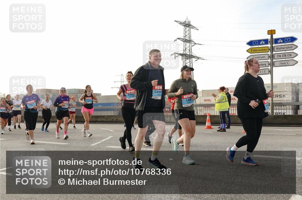 03.10.2026 - Köhlbrandbrückenlauf Michael Burmester http://msf.ph/oto/10768336 03.10.2026 09:26:36 Position 3 3538, 00, 3 meine-sportfotos.de