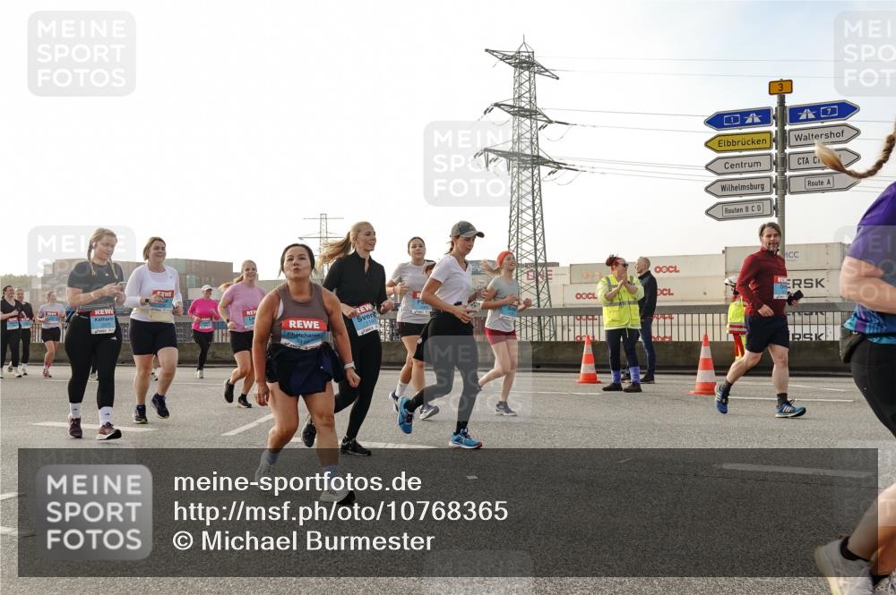 03.10.2026 - Köhlbrandbrückenlauf Michael Burmester http://msf.ph/oto/10768365 03.10.2026 09:26:40 Position 3 2075, 3 meine-sportfotos.de