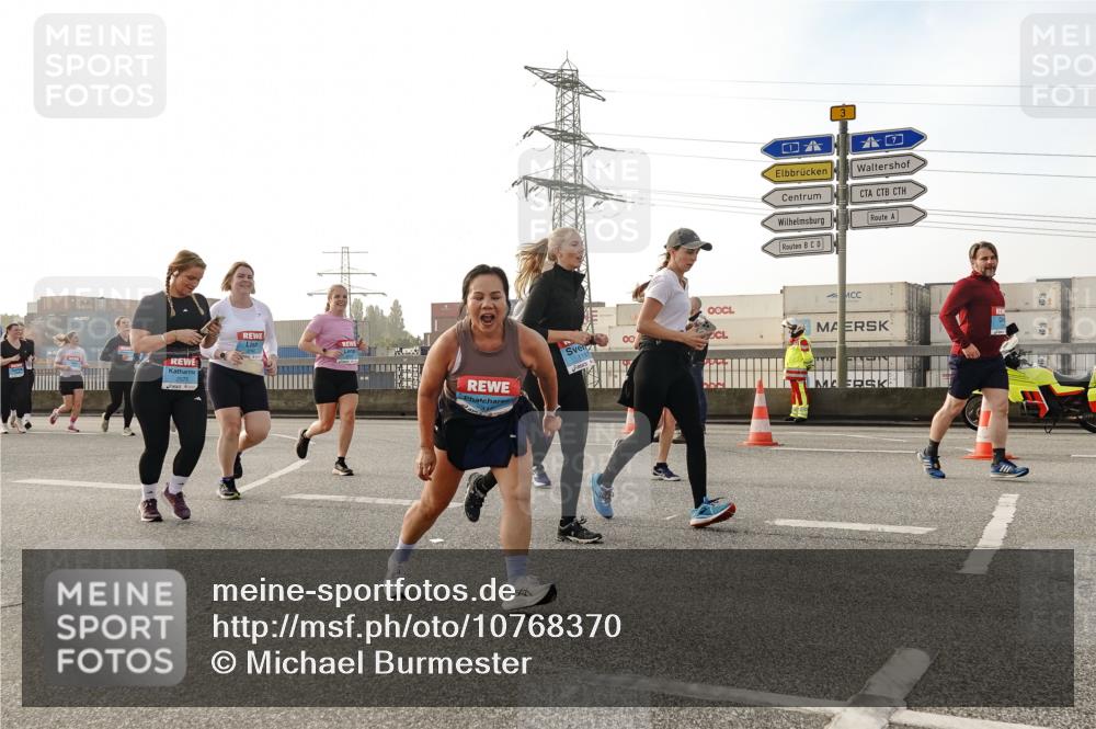 03.10.2026 - Köhlbrandbrückenlauf Michael Burmester http://msf.ph/oto/10768370 03.10.2026 09:26:40 Position 3 2075, 0, 31, 3 meine-sportfotos.de