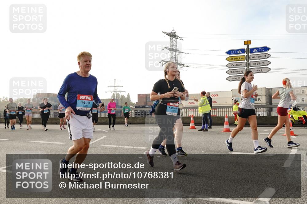 03.10.2026 - Köhlbrandbrückenlauf Michael Burmester http://msf.ph/oto/10768381 03.10.2026 09:26:42 Position 3 3, 3289, 2075 meine-sportfotos.de