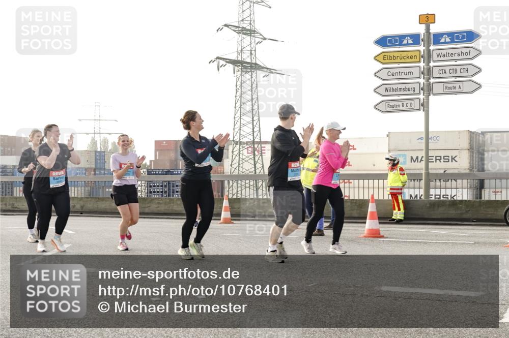03.10.2026 - Köhlbrandbrückenlauf Michael Burmester http://msf.ph/oto/10768401 03.10.2026 09:26:45 Position 3 3, 7 meine-sportfotos.de