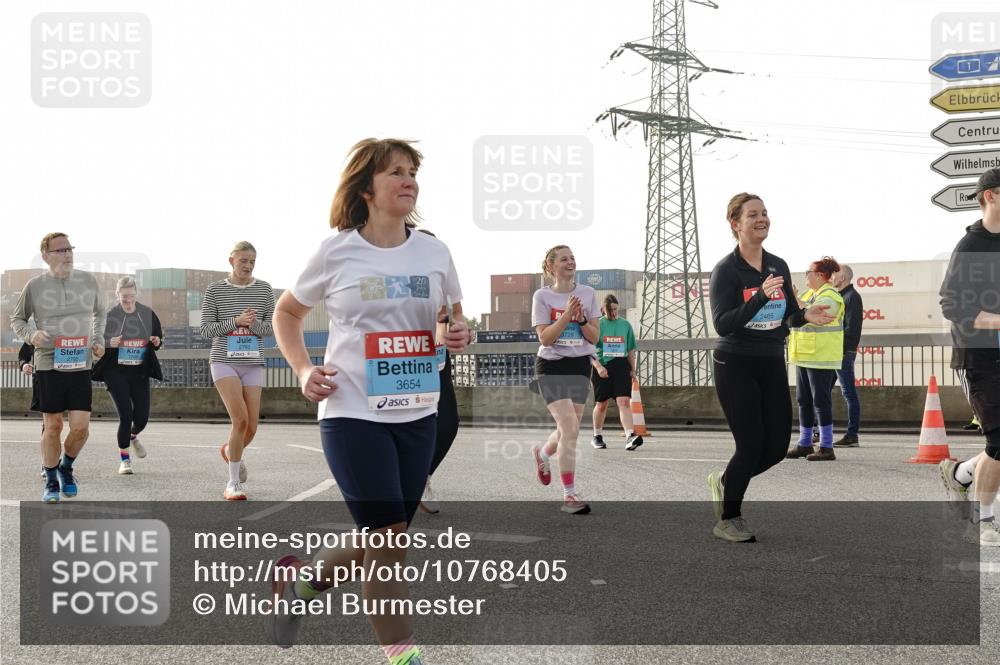 03.10.2026 - Köhlbrandbrückenlauf Michael Burmester http://msf.ph/oto/10768405 03.10.2026 09:26:45 Position 3 1709, 20, 3654, 2465 meine-sportfotos.de