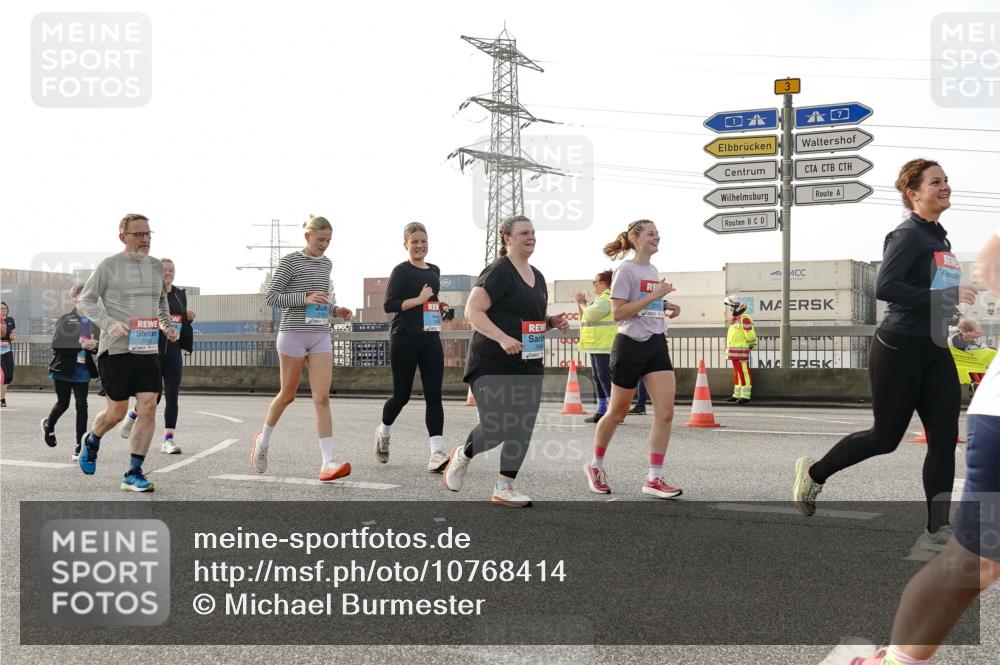 03.10.2026 - Köhlbrandbrückenlauf Michael Burmester http://msf.ph/oto/10768414 03.10.2026 09:26:46 Position 3 2795, 3 meine-sportfotos.de