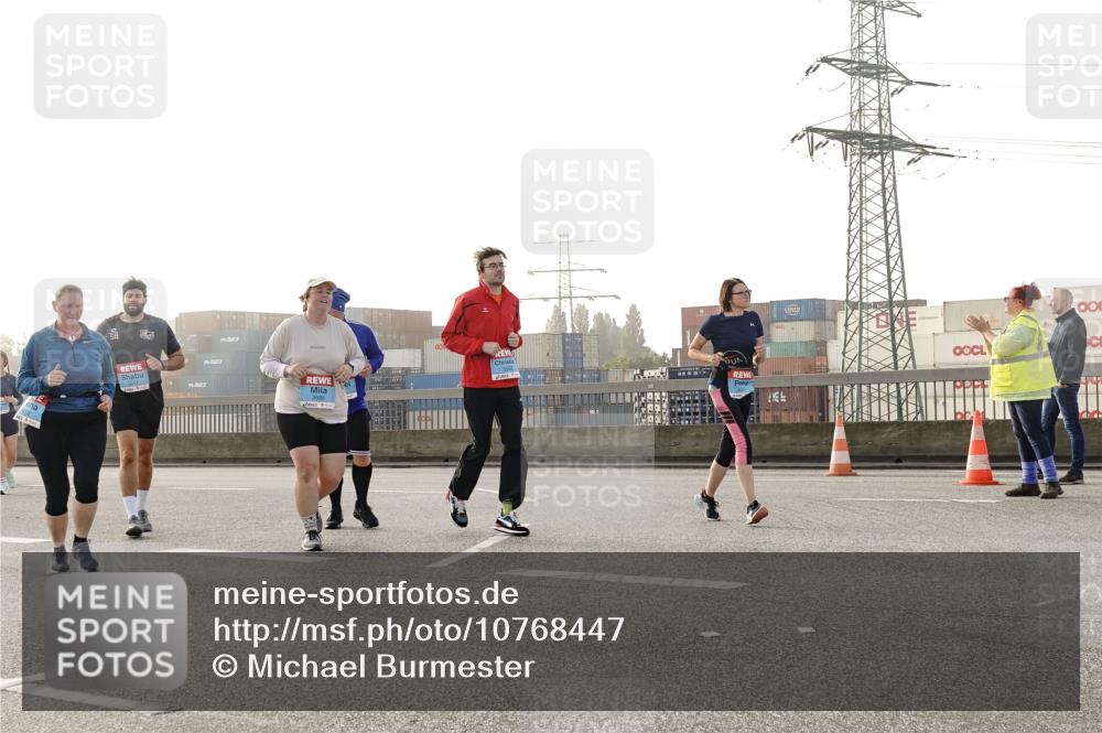 03.10.2026 - Köhlbrandbrückenlauf Michael Burmester http://msf.ph/oto/10768447 03.10.2026 09:26:51 Position 3  meine-sportfotos.de