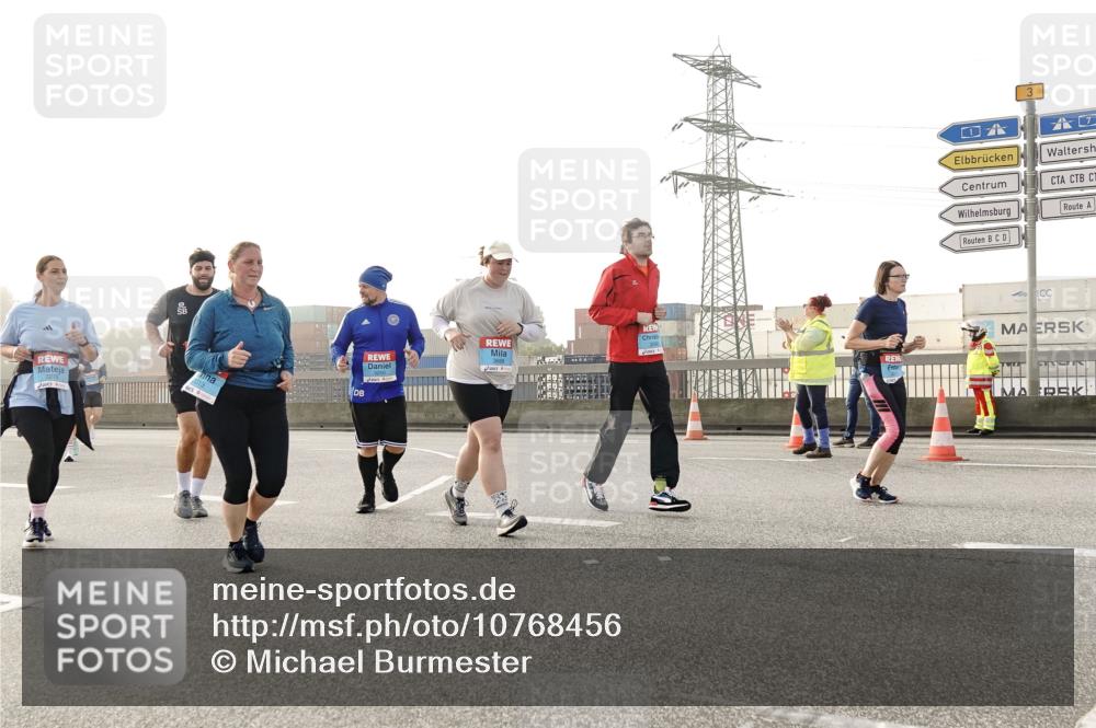 03.10.2026 - Köhlbrandbrückenlauf Michael Burmester http://msf.ph/oto/10768456 03.10.2026 09:26:52 Position 3 2013, 3 meine-sportfotos.de