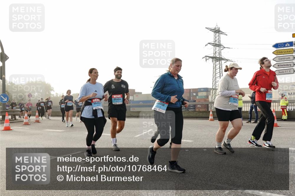 03.10.2026 - Köhlbrandbrückenlauf Michael Burmester http://msf.ph/oto/10768464 03.10.2026 09:26:53 Position 3 3277, 2013 meine-sportfotos.de