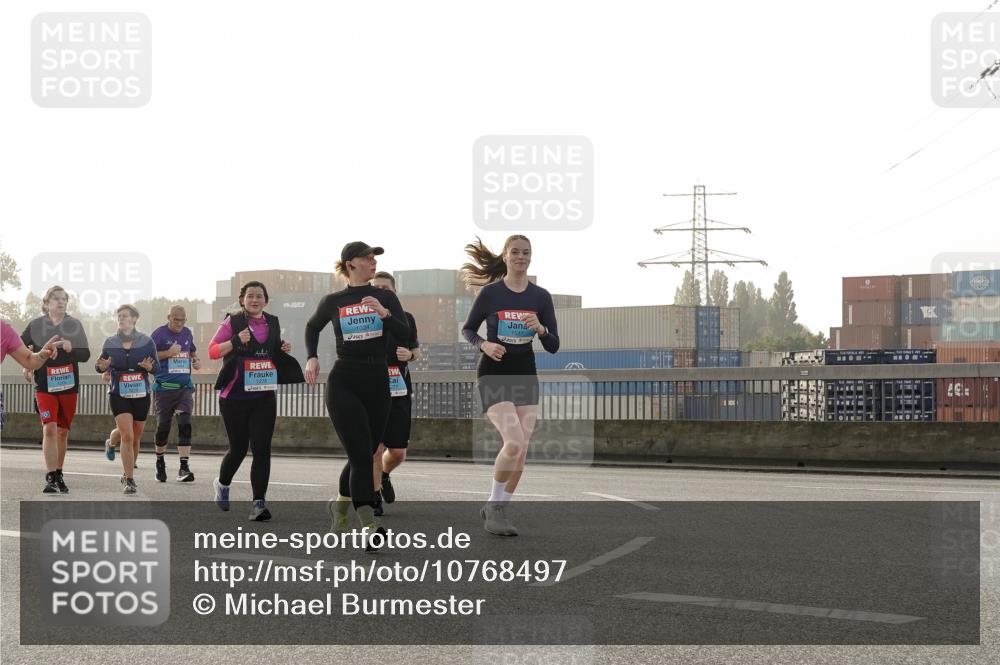03.10.2026 - Köhlbrandbrückenlauf Michael Burmester http://msf.ph/oto/10768497 03.10.2026 09:27:00 Position 3 1024, 1517, 5 meine-sportfotos.de