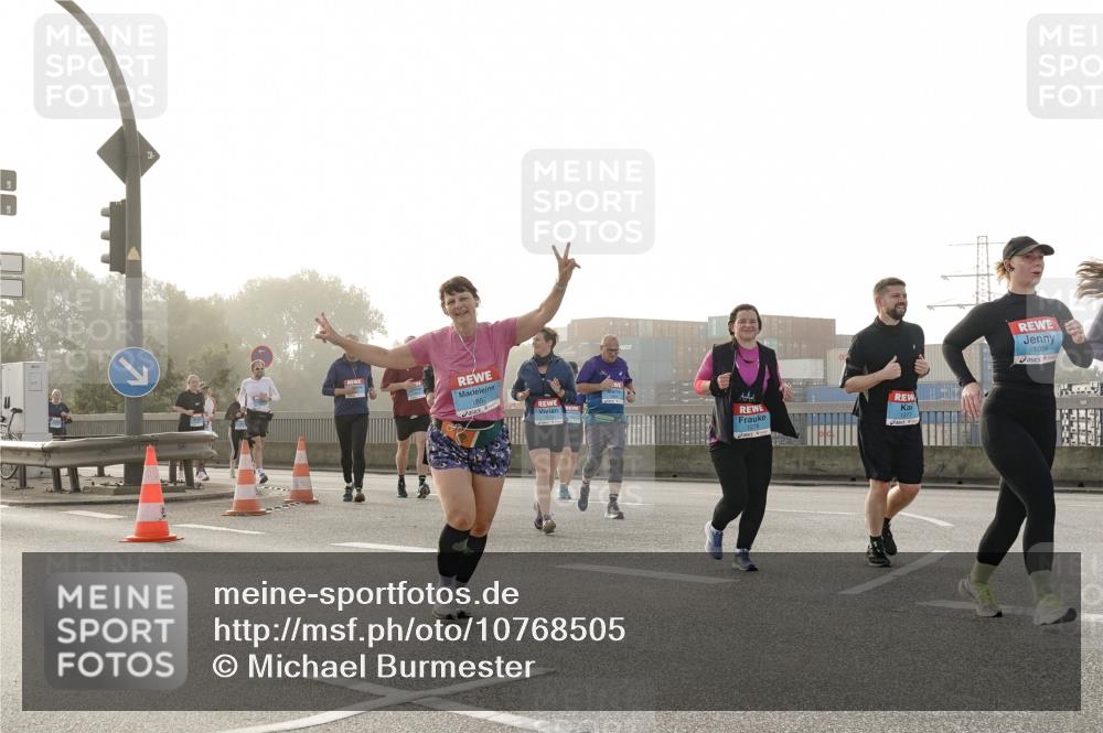 03.10.2026 - Köhlbrandbrückenlauf Michael Burmester http://msf.ph/oto/10768505 03.10.2026 09:27:01 Position 3 852, 1024 meine-sportfotos.de