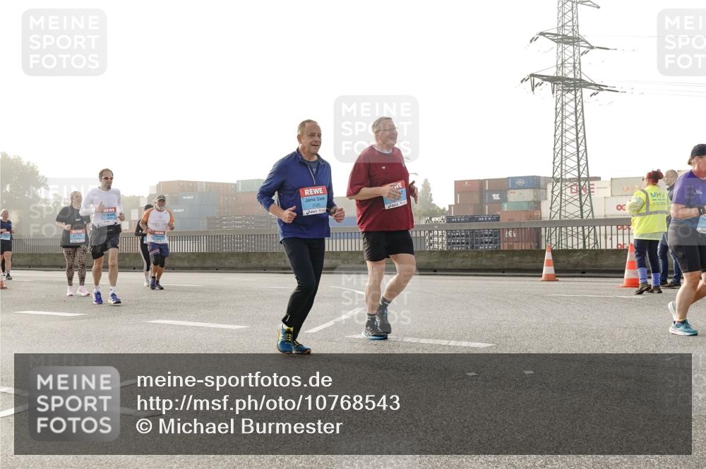 03.10.2026 - Köhlbrandbrückenlauf Michael Burmester http://msf.ph/oto/10768543 03.10.2026 09:27:07 Position 3 2585 meine-sportfotos.de