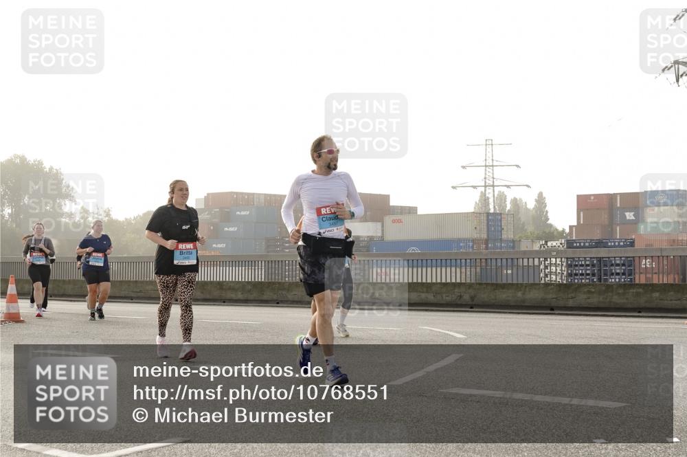 03.10.2026 - Köhlbrandbrückenlauf Michael Burmester http://msf.ph/oto/10768551 03.10.2026 09:27:09 Position 3 3497 meine-sportfotos.de