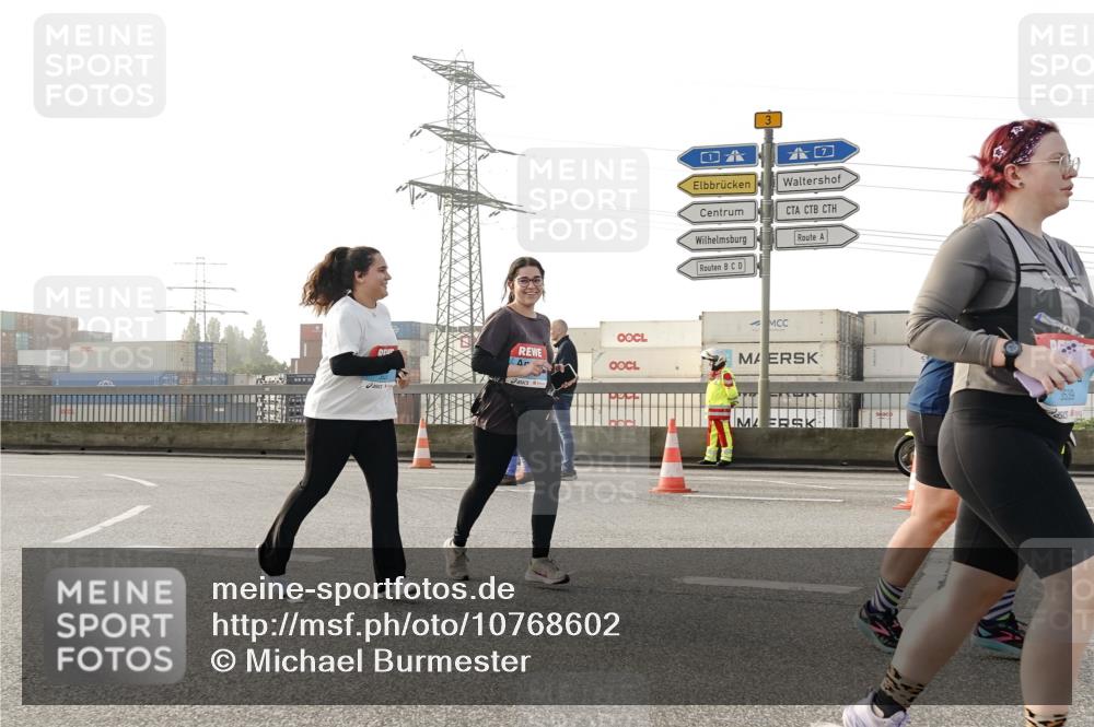03.10.2026 - Köhlbrandbrückenlauf Michael Burmester http://msf.ph/oto/10768602 03.10.2026 09:27:17 Position 3 3, 3539 meine-sportfotos.de