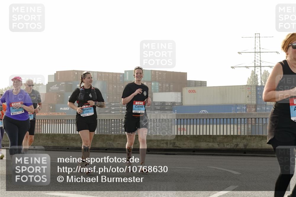 03.10.2026 - Köhlbrandbrückenlauf Michael Burmester http://msf.ph/oto/10768630 03.10.2026 09:27:37 Position 3 1898, 1899 meine-sportfotos.de