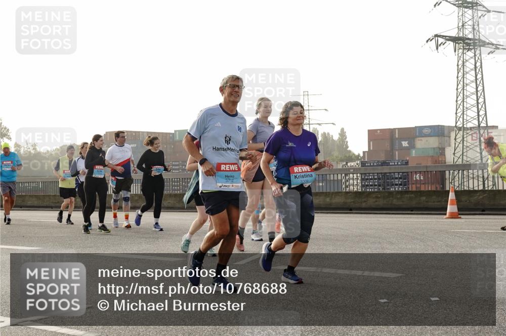03.10.2026 - Köhlbrandbrückenlauf Michael Burmester http://msf.ph/oto/10768688 03.10.2026 09:27:44 Position 3 3712, 3309 meine-sportfotos.de