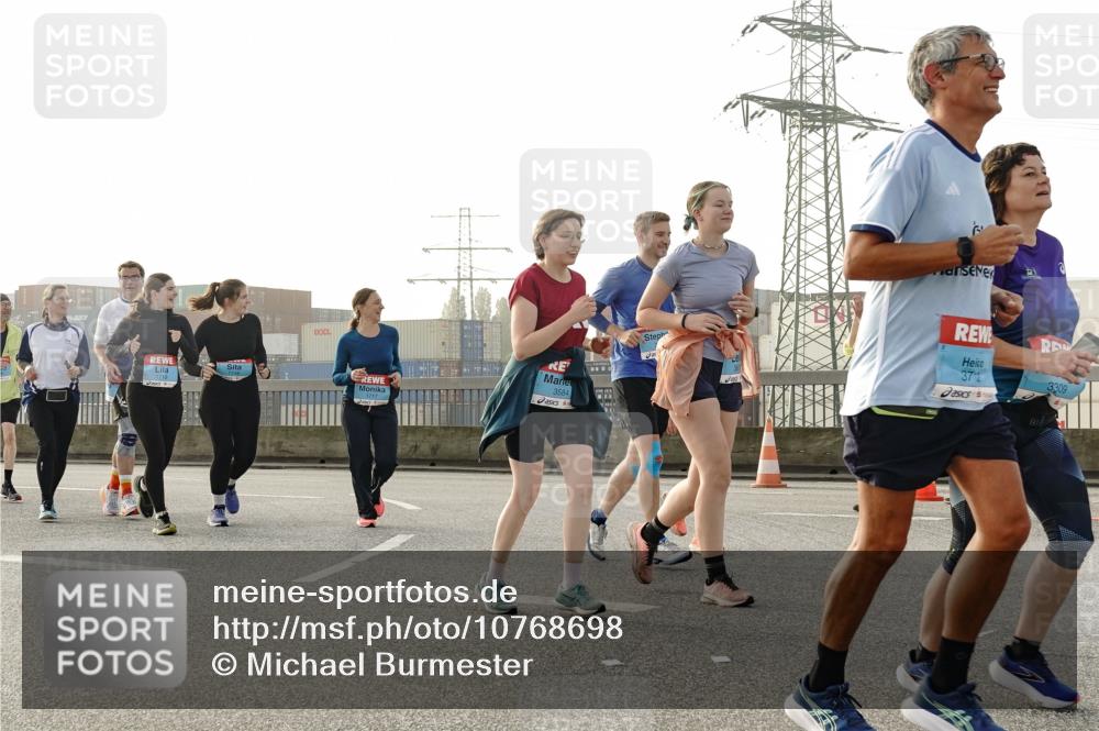 03.10.2026 - Köhlbrandbrückenlauf Michael Burmester http://msf.ph/oto/10768698 03.10.2026 09:27:45 Position 3 3584, 1717, 37, 2, 3309 meine-sportfotos.de