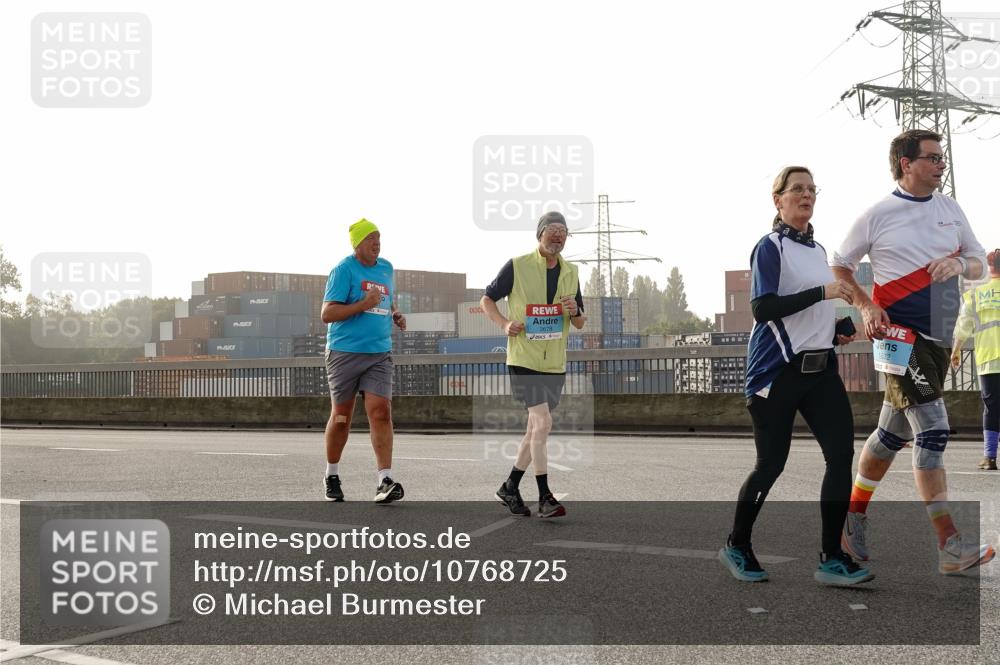 03.10.2026 - Köhlbrandbrückenlauf Michael Burmester http://msf.ph/oto/10768725 03.10.2026 09:27:49 Position 3 1632 meine-sportfotos.de