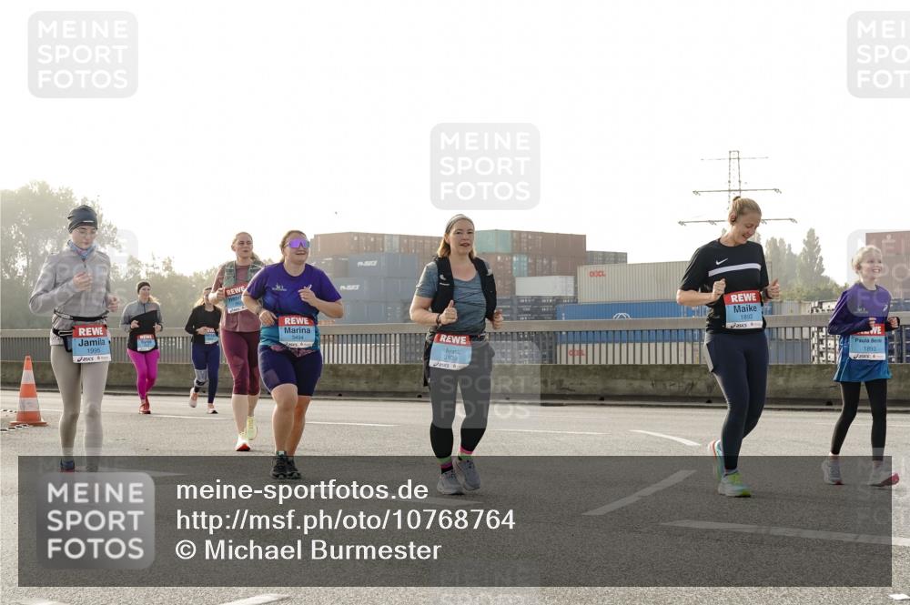 03.10.2026 - Köhlbrandbrückenlauf Michael Burmester http://msf.ph/oto/10768764 03.10.2026 09:28:10 Position 3 1995, 3494, 3839, 1892, 1893 meine-sportfotos.de