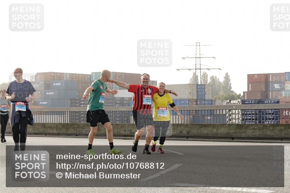 03.10.2026 - Köhlbrandbrückenlauf Michael Burmester http://msf.ph/oto/10768812 03.10.2026 09:28:27 Position 3 3516 meine-sportfotos.de
