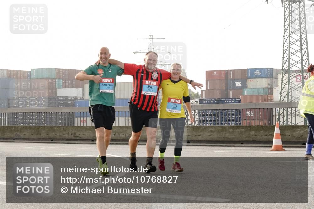 03.10.2026 - Köhlbrandbrückenlauf Michael Burmester http://msf.ph/oto/10768827 03.10.2026 09:28:29 Position 3 1725, 3516, 2001 meine-sportfotos.de