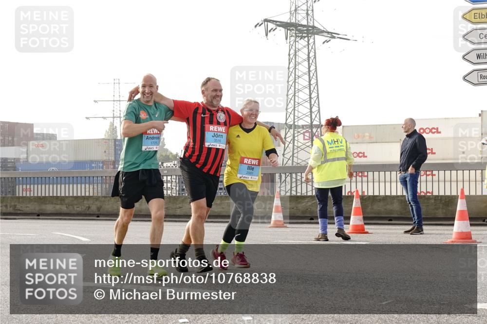 03.10.2026 - Köhlbrandbrückenlauf Michael Burmester http://msf.ph/oto/10768838 03.10.2026 09:28:30 Position 3 1725, 3516, 2001 meine-sportfotos.de