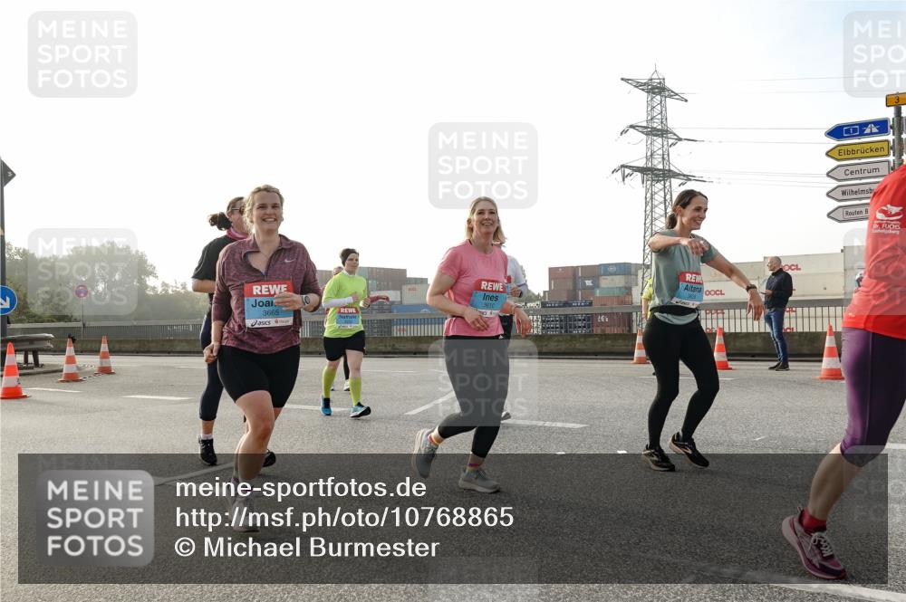 03.10.2026 - Köhlbrandbrückenlauf Michael Burmester http://msf.ph/oto/10768865 03.10.2026 09:28:35 Position 3 3665, 3610 meine-sportfotos.de