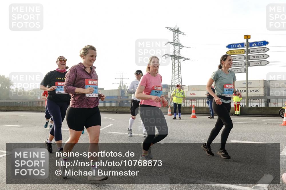 03.10.2026 - Köhlbrandbrückenlauf Michael Burmester http://msf.ph/oto/10768873 03.10.2026 09:28:35 Position 3 358, 65, 3610, 3, 3626 meine-sportfotos.de