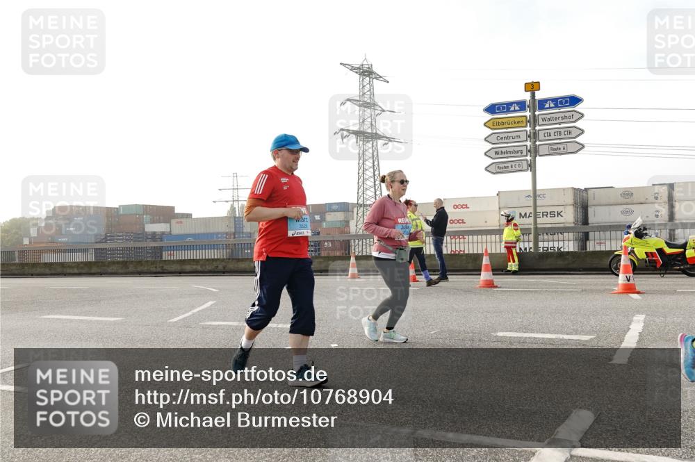 03.10.2026 - Köhlbrandbrückenlauf Michael Burmester http://msf.ph/oto/10768904 03.10.2026 09:28:38 Position 3  meine-sportfotos.de