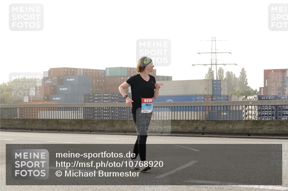 03.10.2026 - Köhlbrandbrückenlauf Michael Burmester http://msf.ph/oto/10768920 03.10.2026 09:28:48 Position 3 1439 meine-sportfotos.de