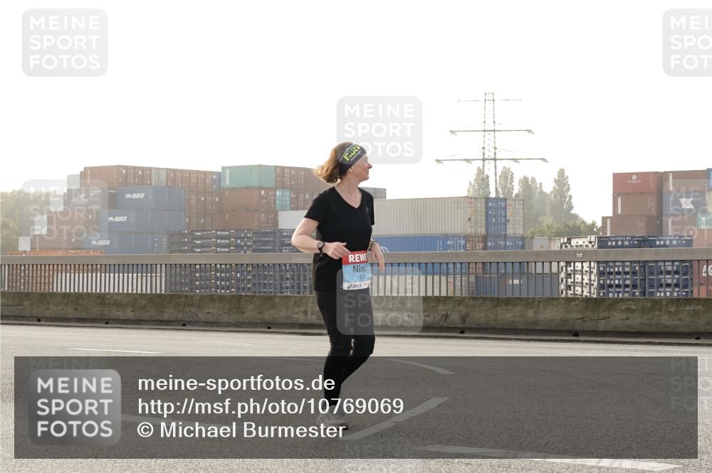 03.10.2026 - Köhlbrandbrückenlauf Michael Burmester http://msf.ph/oto/10769069 03.10.2026 09:28:48 Position 3 1439 meine-sportfotos.de