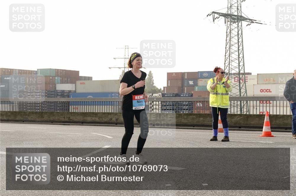 03.10.2026 - Köhlbrandbrückenlauf Michael Burmester http://msf.ph/oto/10769073 03.10.2026 09:28:49 Position 3 1439 meine-sportfotos.de