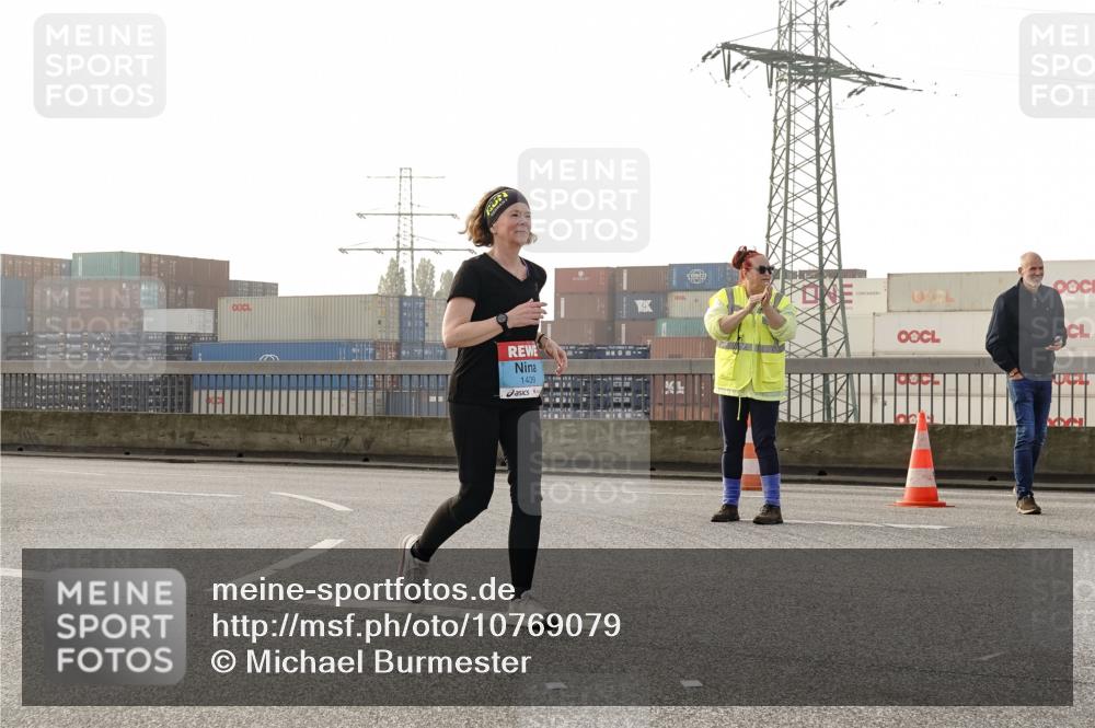 03.10.2026 - Köhlbrandbrückenlauf Michael Burmester http://msf.ph/oto/10769079 03.10.2026 09:28:49 Position 3 1439 meine-sportfotos.de