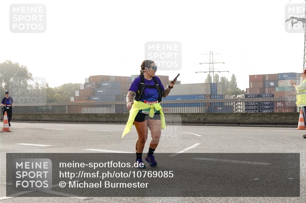 03.10.2026 - Köhlbrandbrückenlauf Michael Burmester http://msf.ph/oto/10769085 03.10.2026 09:28:51 Position 3  meine-sportfotos.de