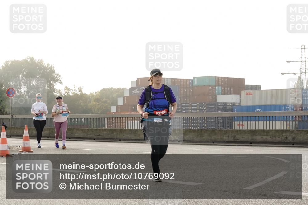 03.10.2026 - Köhlbrandbrückenlauf Michael Burmester http://msf.ph/oto/10769092 03.10.2026 09:28:58 Position 3  meine-sportfotos.de