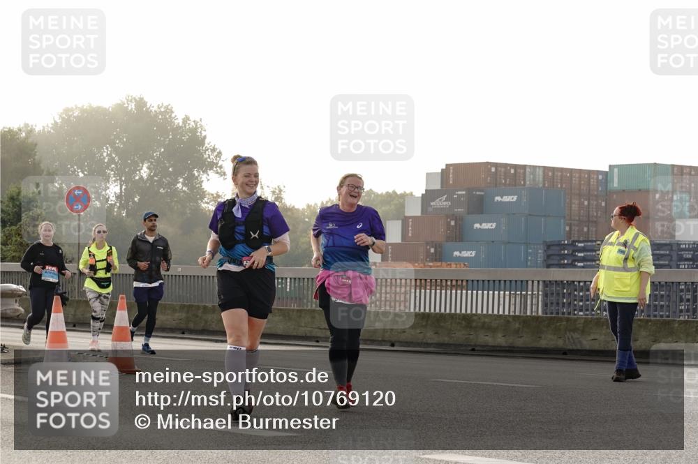 03.10.2026 - Köhlbrandbrückenlauf Michael Burmester http://msf.ph/oto/10769120 03.10.2026 09:29:14 Position 3  meine-sportfotos.de