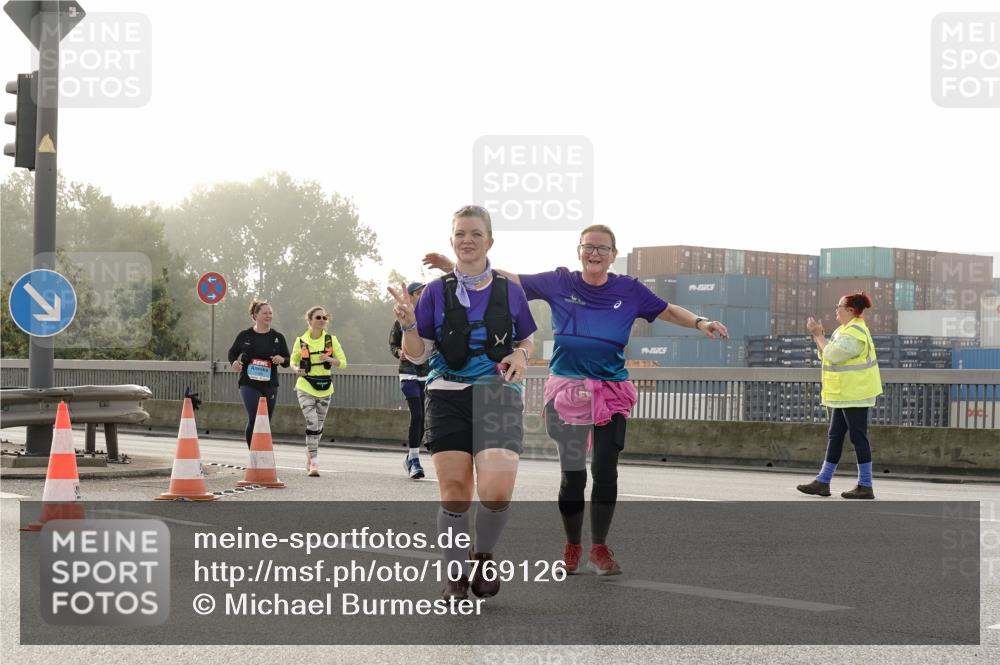 03.10.2026 - Köhlbrandbrückenlauf Michael Burmester http://msf.ph/oto/10769126 03.10.2026 09:29:16 Position 3 7 meine-sportfotos.de
