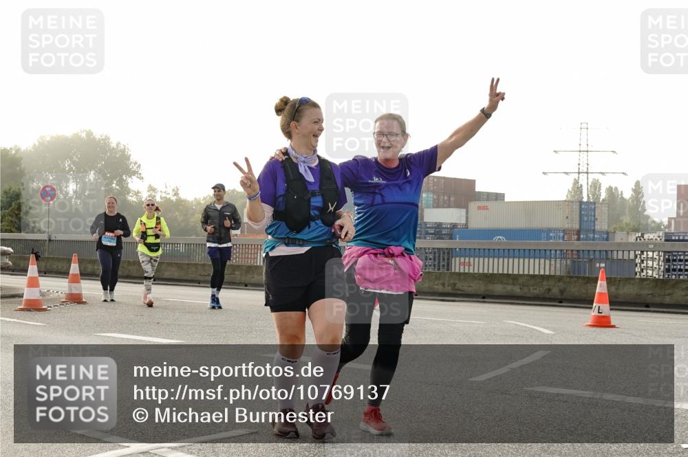 03.10.2026 - Köhlbrandbrückenlauf Michael Burmester http://msf.ph/oto/10769137 03.10.2026 09:29:17 Position 3  meine-sportfotos.de