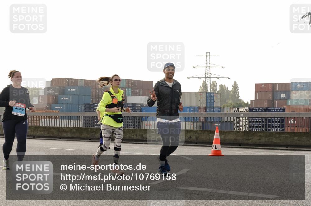 03.10.2026 - Köhlbrandbrückenlauf Michael Burmester http://msf.ph/oto/10769158 03.10.2026 09:29:21 Position 3 1186, 5 meine-sportfotos.de