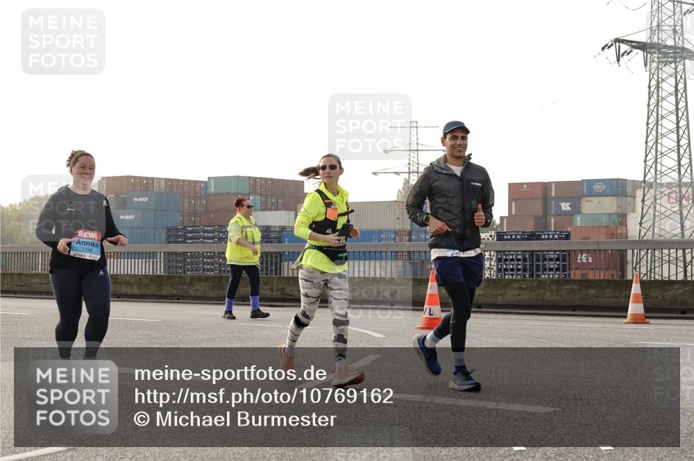 03.10.2026 - Köhlbrandbrückenlauf Michael Burmester http://msf.ph/oto/10769162 03.10.2026 09:29:22 Position 3 1186 meine-sportfotos.de