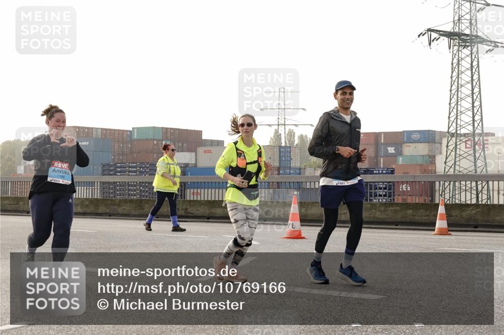 03.10.2026 - Köhlbrandbrückenlauf Michael Burmester http://msf.ph/oto/10769166 03.10.2026 09:29:22 Position 3 1186, 116 meine-sportfotos.de